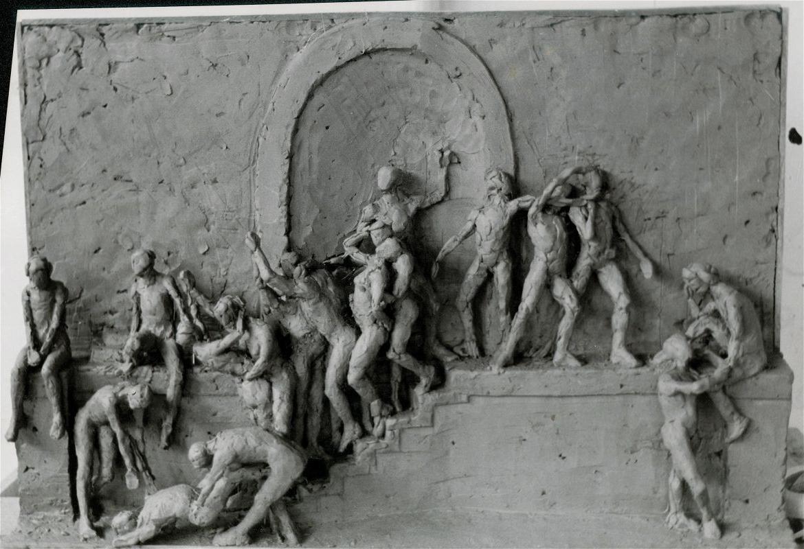 浮雕III-“无题素描”，粘土，36“X24”，粘土